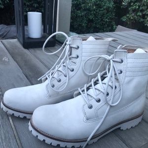 LIKE NEW BLACKSTONE BOOTIE OL23 WIND CHIME NUBUCK SIZE 39 (8.5)